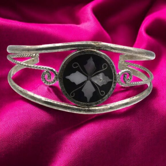 Vintage Floral Alpaca Mexico Enamel MOP Cuff Bracelet Silver Tone - Picture 3 of 7